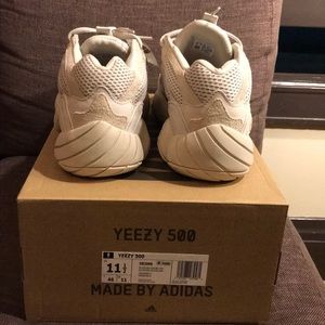 yeezy 500 shoe box
